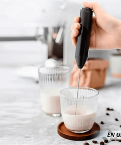 Espumador de leche eléctrico de mano con soporte